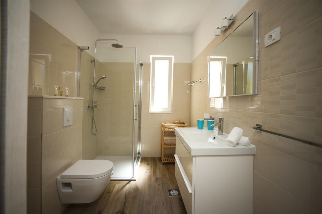 Apartments Villa Laguna With Pool Razanj Room photo