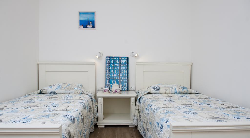 Apartments Villa Laguna With Pool Razanj Room photo