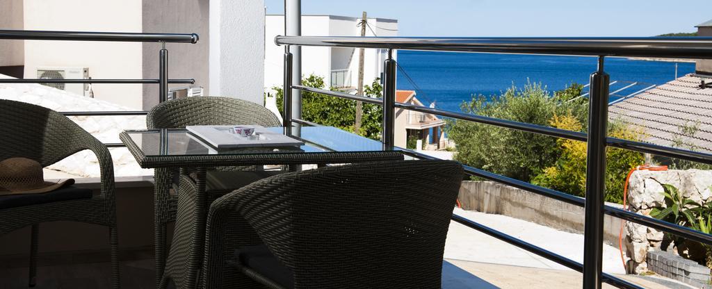 Apartments Villa Laguna With Pool Razanj Room photo