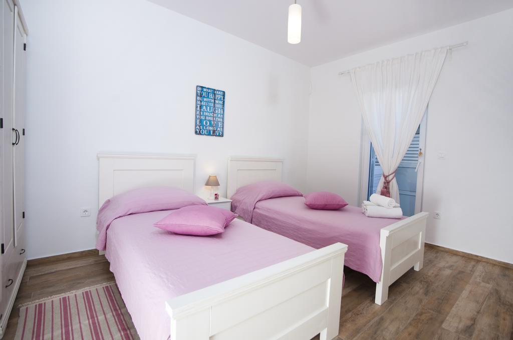 Apartments Villa Laguna With Pool Razanj Room photo