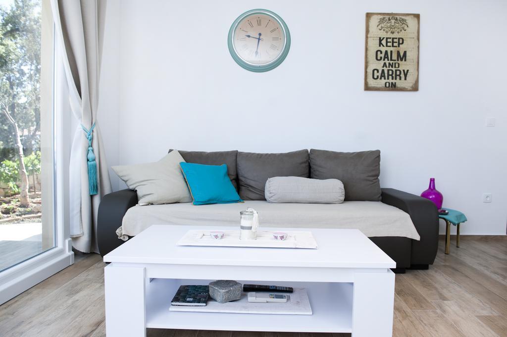 Apartments Villa Laguna With Pool Razanj Room photo