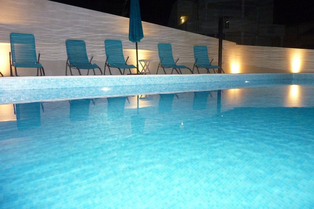 Apartments Villa Laguna With Pool Razanj Room photo